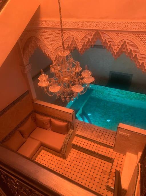 Super Riad Avec Piscine Interieureマラケシュ エクステリア 写真